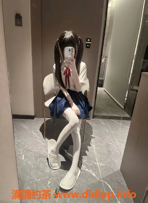 深圳楼凤-罗湖小懒，19岁娇小萝莉仅1800起