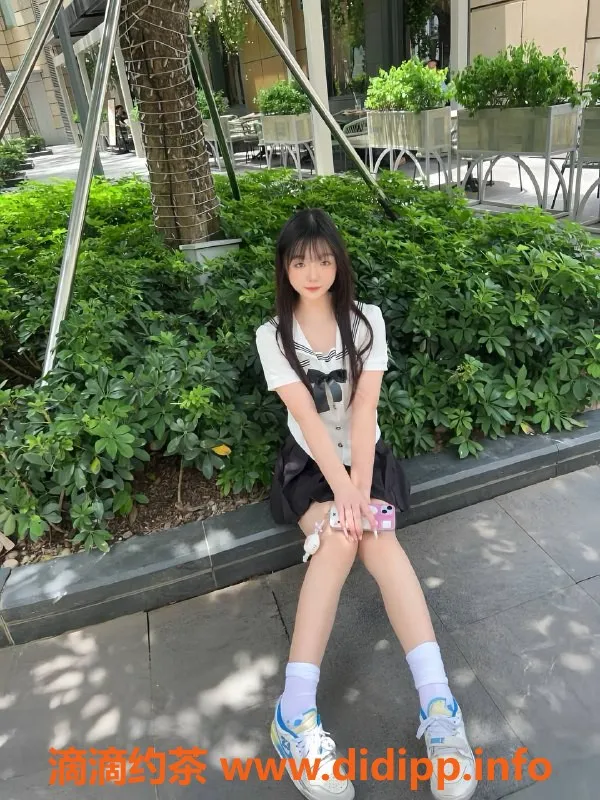 深圳楼凤-南山小琦，165身高，18岁嫩妹1300起