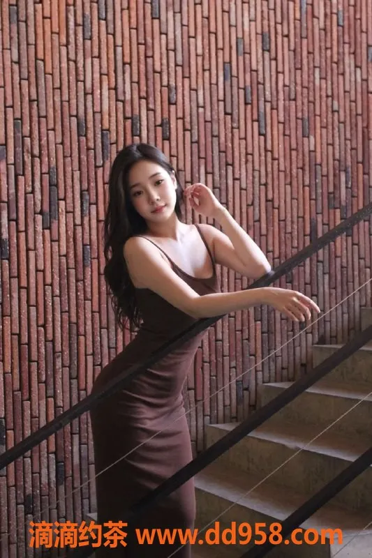 广州楼凤-天河菲菲，学妹气质，服务优质，800元起