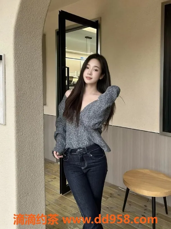 广州楼凤资源信息,天河菲菲，学妹气质，服务优质，800元起