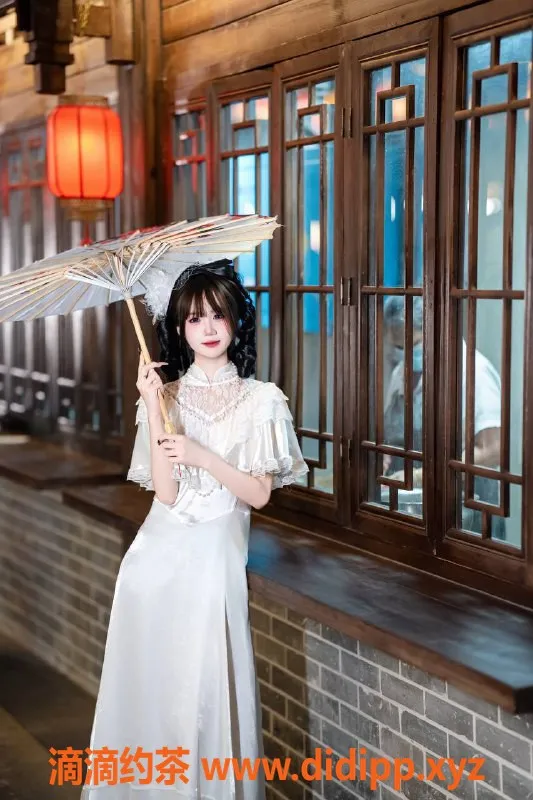 深圳楼凤-罗湖佳怡，900元享鸳鸯浴，服务超赞