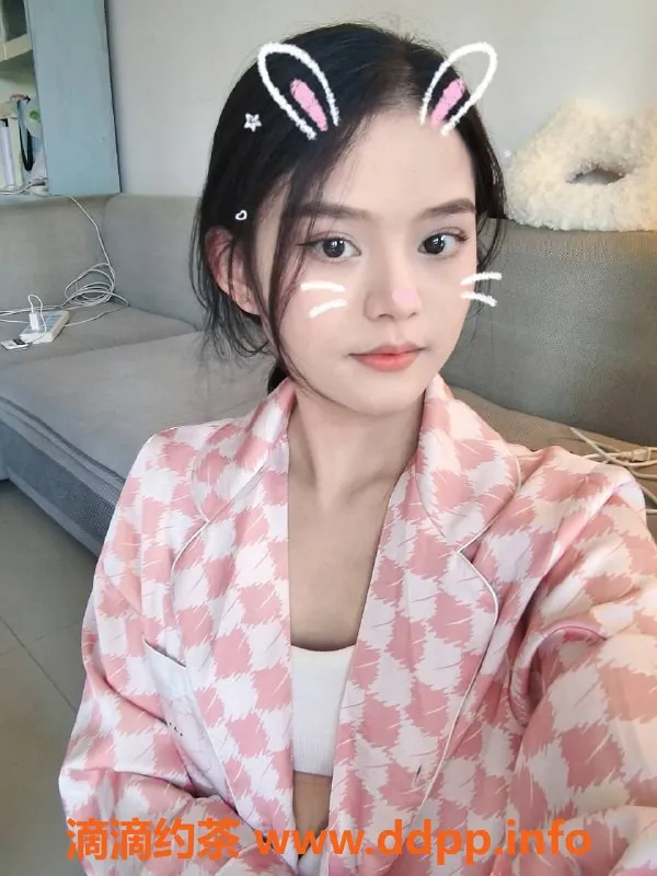 广州楼凤资源信息,海珠小七辣妹，视频验证，600元/次等你体验