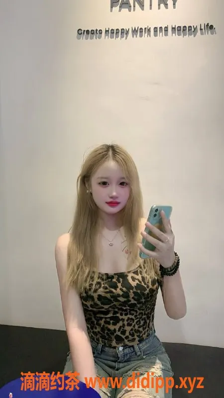 深圳楼凤-南山乐乐，18岁，162，95斤，700元起