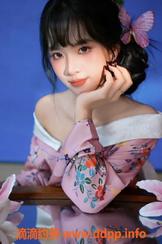 深圳楼凤-宝安苏苏，价格1388元，提供多样服务