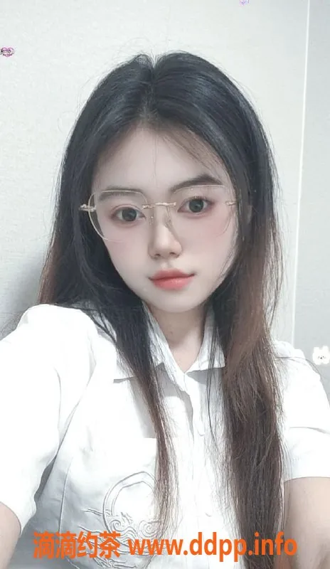 广州楼凤-天河酥酥，600元嫩妹体验