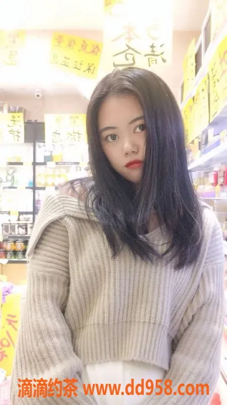 广州楼凤-天河酥酥，600元嫩妹体验