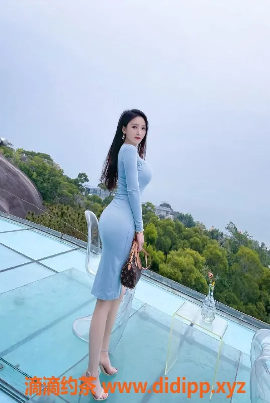 广州楼凤-天河区森林北，175大奶御姐，专业服务