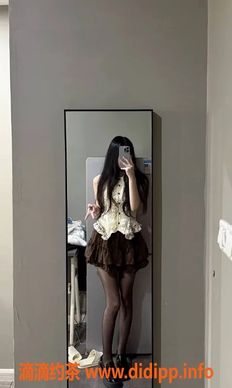 深圳楼凤-龙岗小新，茶费900p，1600pp，热情服务