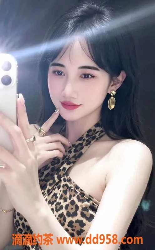 广州楼凤-番禺区24岁小七：身高160、体重41、服务优质