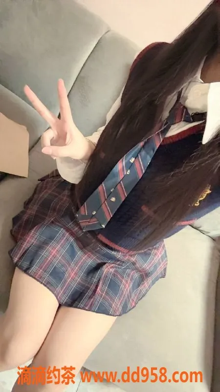 深圳楼凤资源信息,宝安甜雪儿，700元鸳鸯浴，体验不容错过！