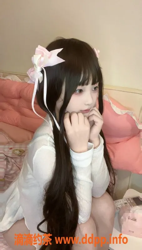 深圳楼凤-龙华小雅婷，40kg娇小嫩妹，服务多样