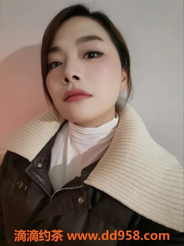 广州楼凤-天河区28岁星星，160cm D罩杯，超值服务推荐！