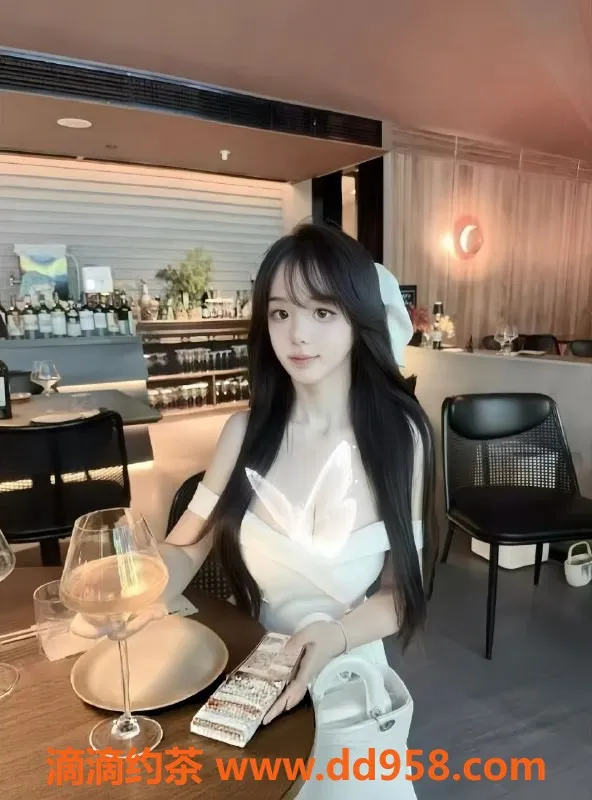 成都楼凤-锦江区小爱，冷白皮御姐，态度超好