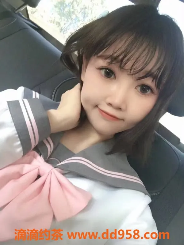 广州楼凤-白云区小嘉狸，155cm嫩妹，600p起！