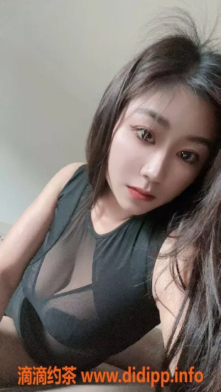 广州楼凤-天河御姐夏夏，600元优质服务等你来体验