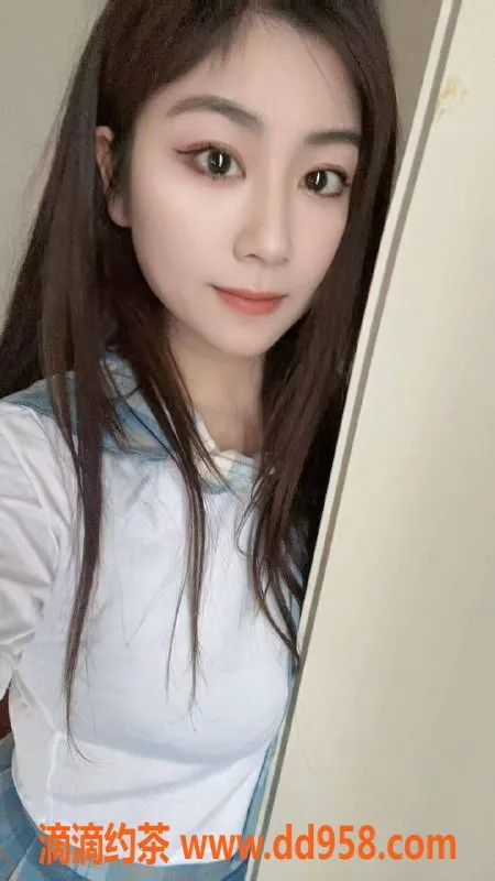 广州楼凤-天河御姐夏夏，600元优质服务等你来体验