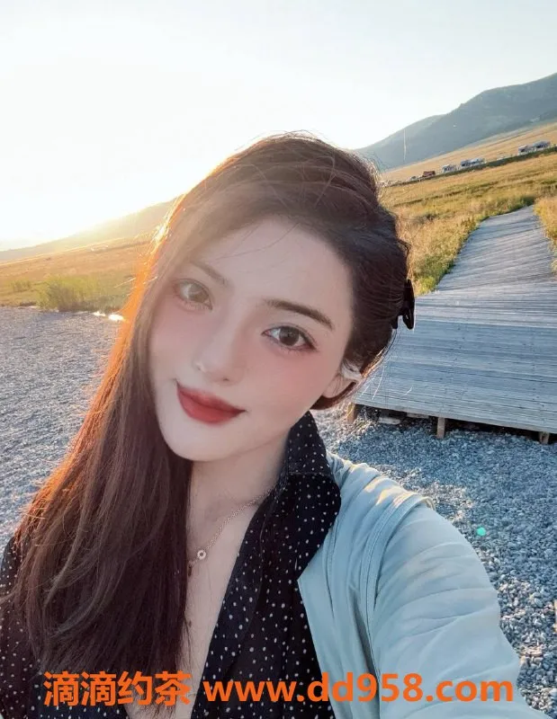 深圳楼凤-南山筱筱，超值茶费，服务出众！