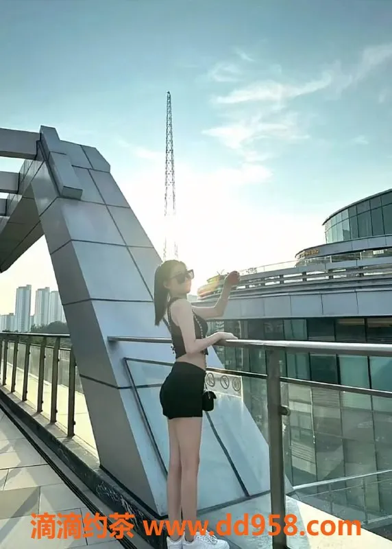 广州楼凤资源信息,白云区21岁妮妮，163cm身材，500元制服诱惑服务