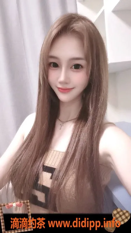 深圳楼凤-南山米亚，900元体验鸳鸯浴与舌吻