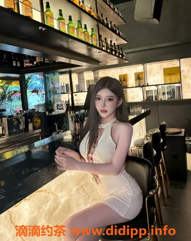 常州楼凤-新北极品御姐165cm，90斤，800元起服务