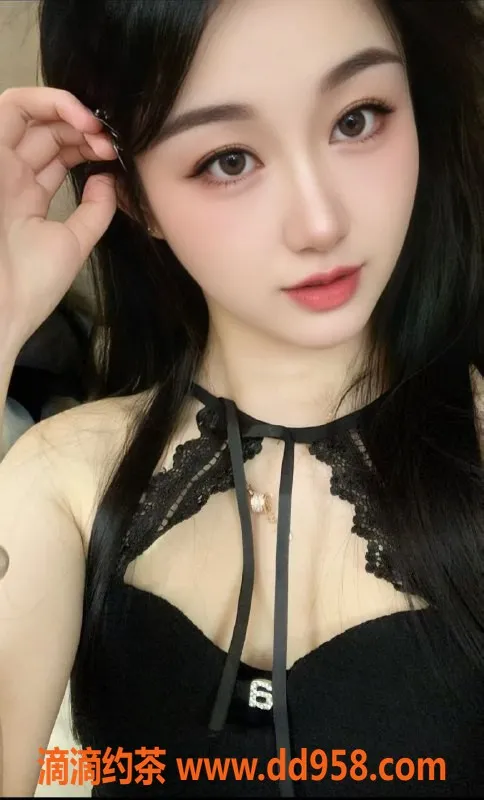 广州楼凤-天河区乐乐，25岁165cm大奶美妞，服务超赞