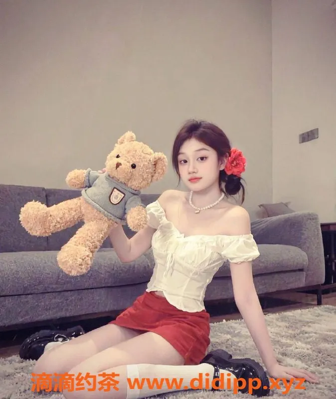 深圳楼凤资源信息,龙华小萍，700P起，服务超贴心