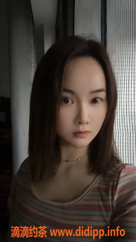 广州楼凤-黄埔区苏苏，160身材 B罩杯，莞式服务