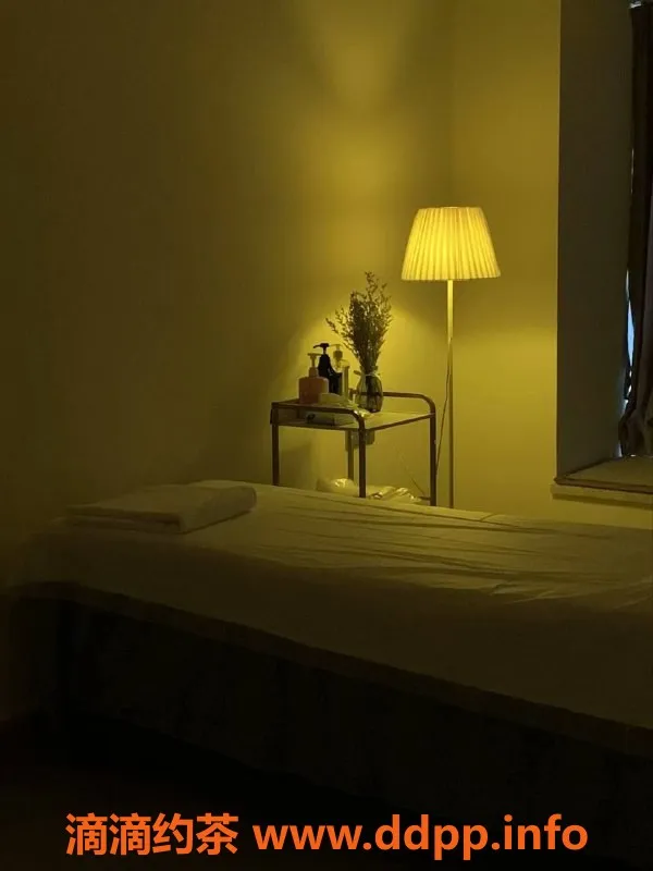 广州spa会所-海珠顶级泡泡浴，800元全裸服务等你来体验