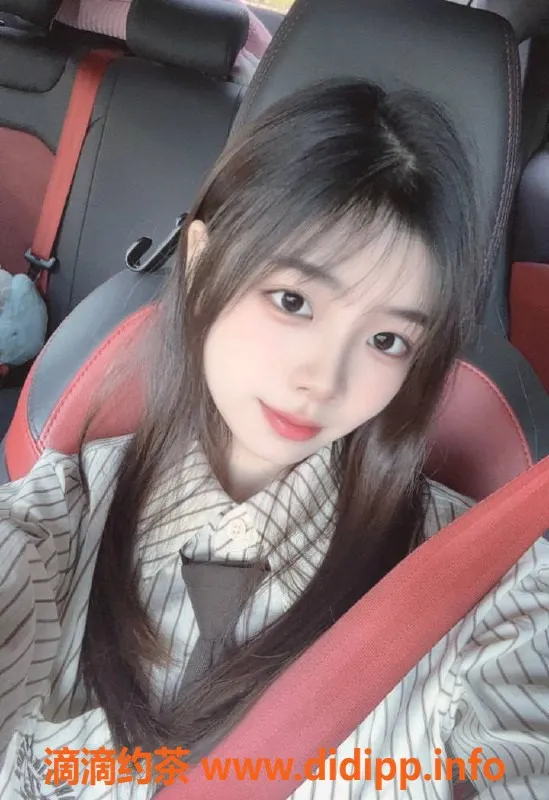 深圳楼凤-宝安倩倩，800元体验鸳鸯浴，身心双享受