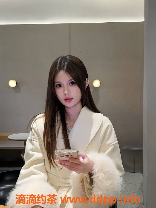 深圳楼凤-宝安小石榴，800起，鸳鸯浴无套服务