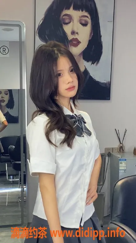 深圳楼凤资源信息,宝安小石榴，800起，鸳鸯浴无套服务