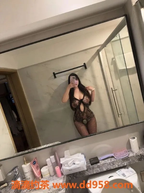 广州楼凤-越秀区钰钰，165身高，F罩杯御姐诱惑