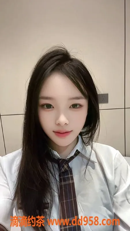 深圳楼凤-深圳宝安嫩妹丹丹，700元起，视频验证✅