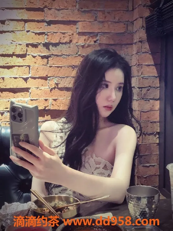 深圳楼凤-南山嫩妹雪梨，1298起，服务一流