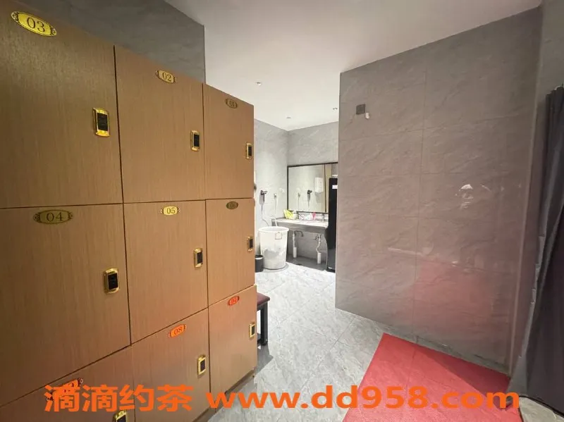 广州楼凤-广州天河休闲汇 399元开房体验激情服务