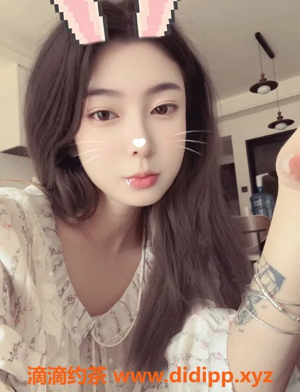 深圳楼凤-福田嫩妹萧薰儿，162cm，85斤，服务超赞