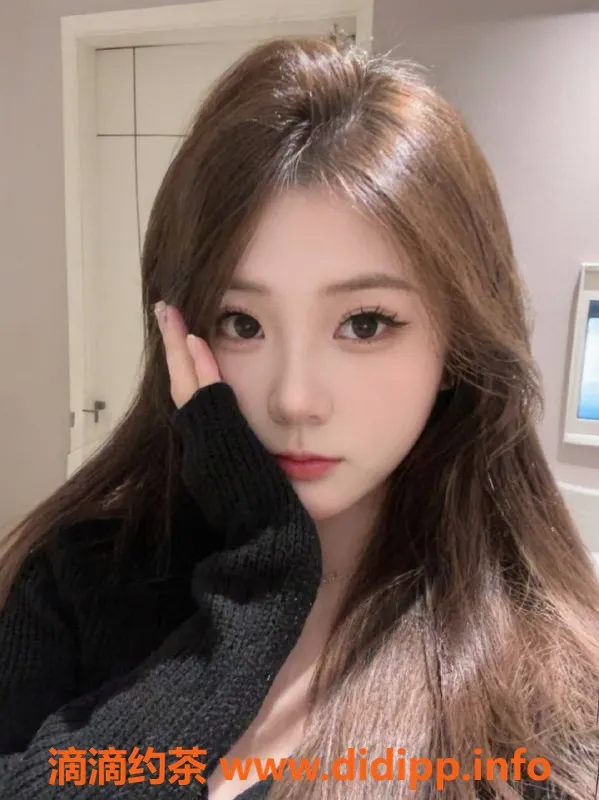 深圳楼凤-龙华安琪，1000元享鸳鸯浴和69服务