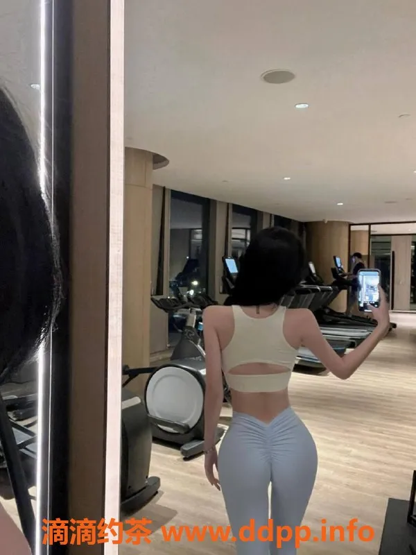 深圳楼凤-南山伊菲，24岁，168cm，49kg，1300起