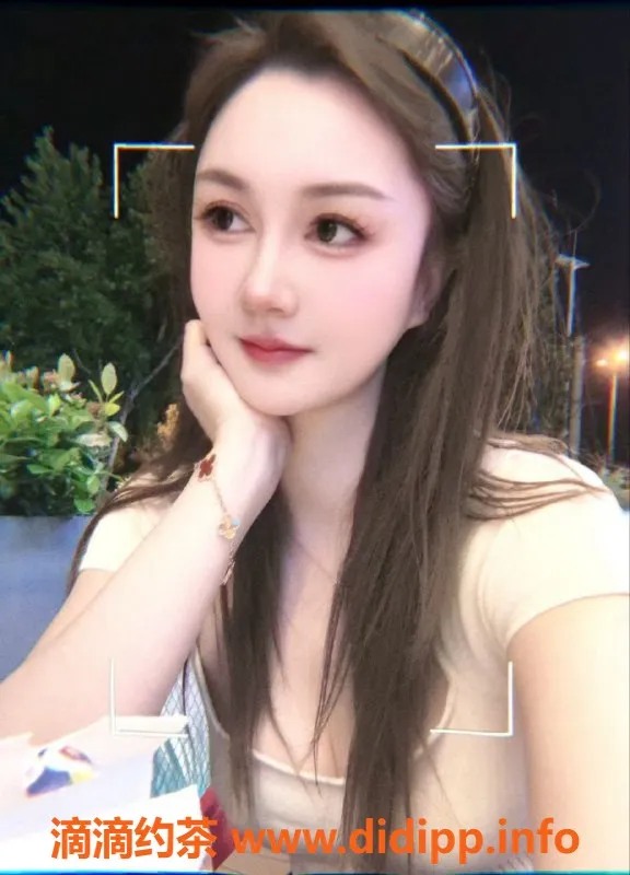 广州楼凤资源信息,白云御姐晨晨，800元深喉服务体验