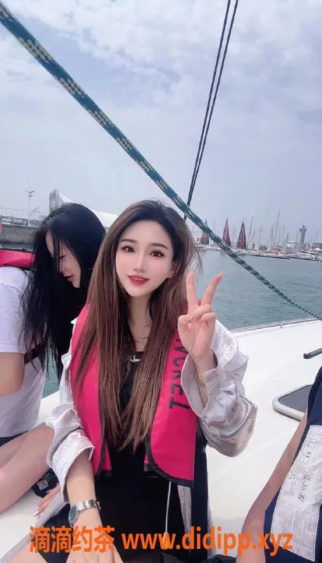 广州楼凤-天河少妇思思，688元体验真服务！