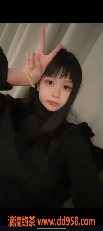 广州楼凤-天河小希芸，700元视频验证学妹等你来体验