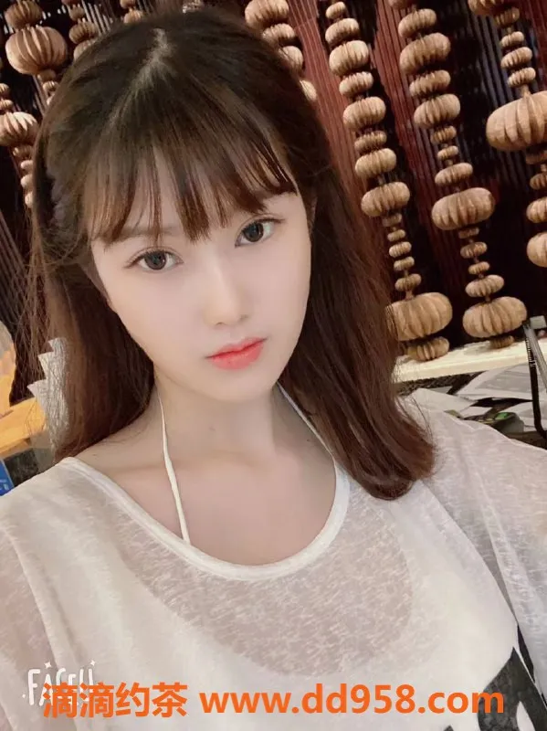 深圳楼凤-南山黄老师，茶费1000P/1700PP，优质服务等你来体验