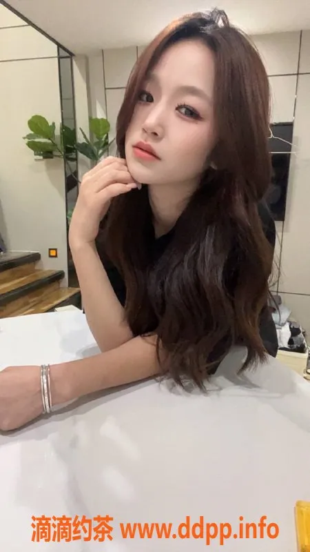 广州楼凤-番禺嫩妹欣然，700元超值体验