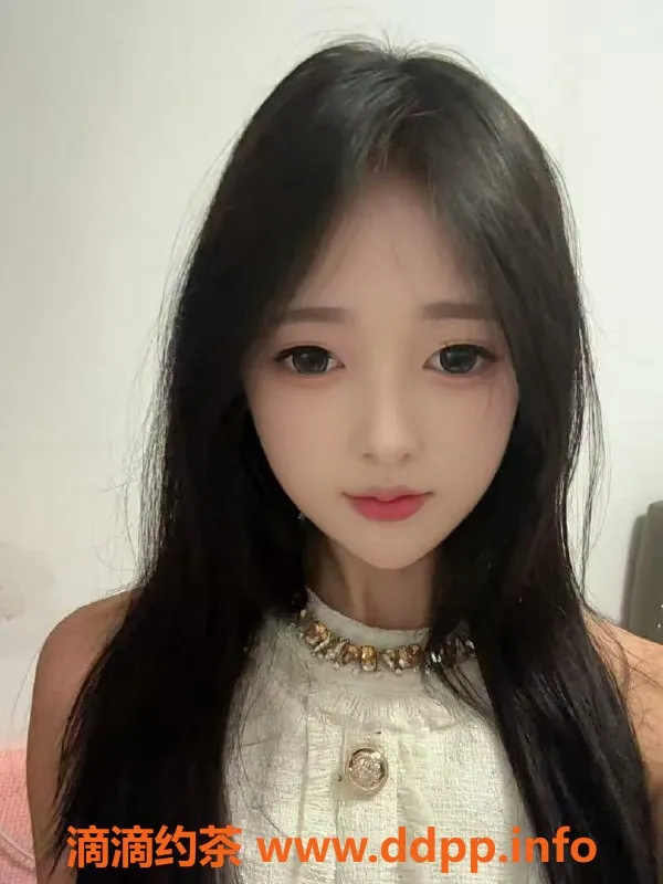 广州楼凤-番禺区18岁倩倩，162cm，46斤，白嫩皮肤