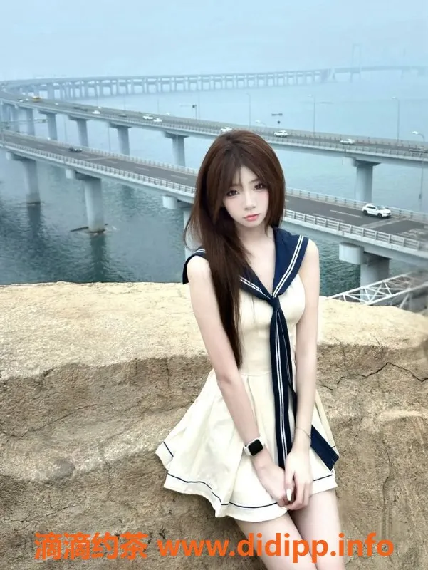 深圳楼凤-龙华可儿，900元享鸳鸯浴与69服务