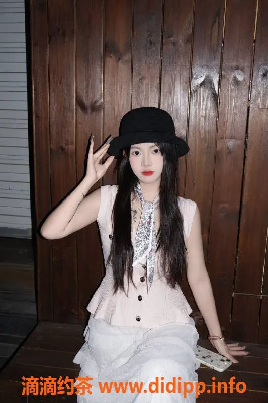 深圳楼凤资源信息,南山小冻梨，162cm 48kg，价格1000P起