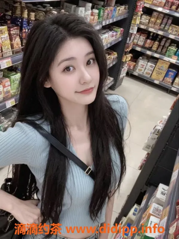 深圳楼凤-南山依依，600元享受舌吻与69服务