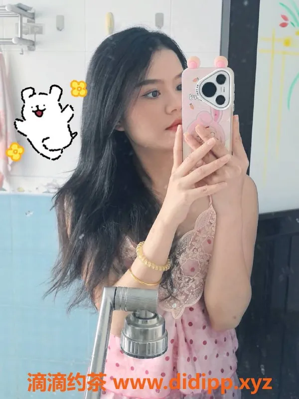 广州楼凤-海珠区19岁嫩妹小七，160cm 44斤热情服务