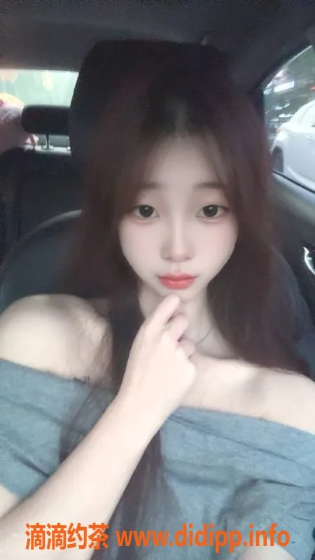 广州楼凤-天河嫩妹小雪儿，700服务体验