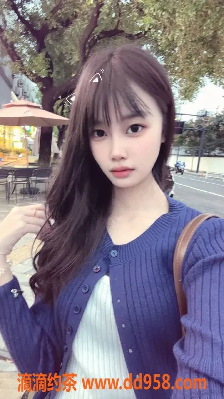 深圳楼凤-龙华嫩妹月月，800元超值享受！